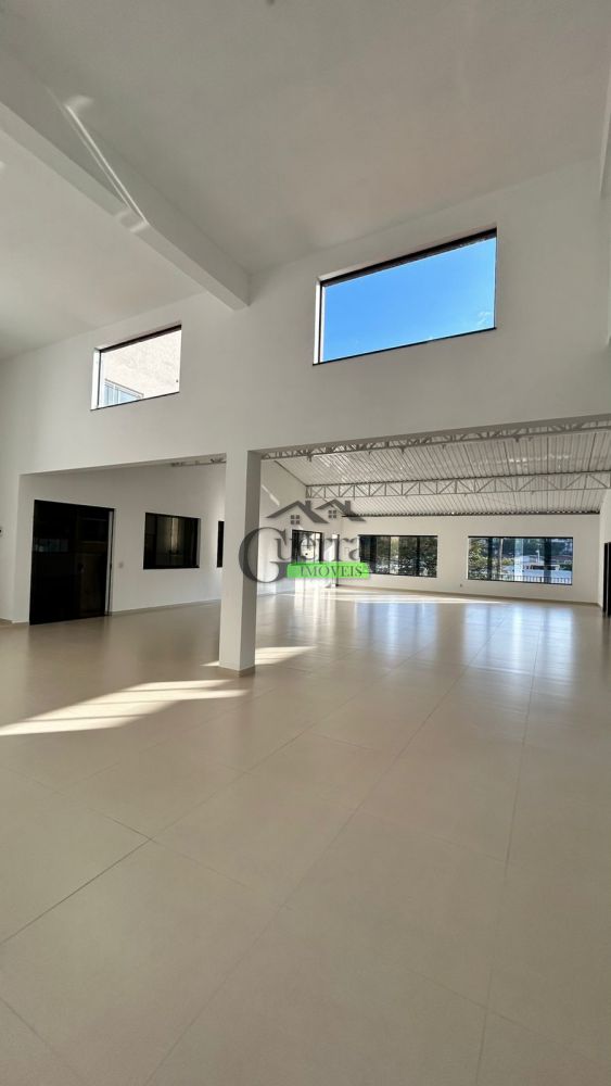 Salão para alugar na Rua Bento Félix PereiraLavapés - 185242-6.jpg