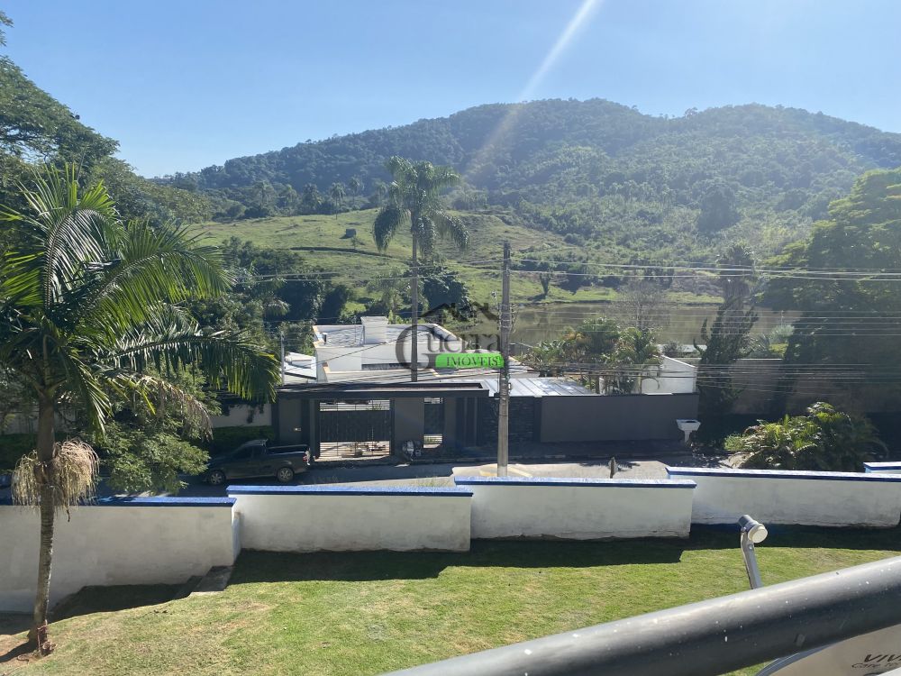 Casa em Condomínio aluguel Caraguatá - Referência 671