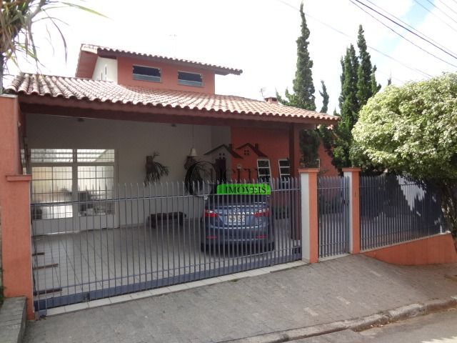 Casa Padrão aluguel Centro - Referência 708