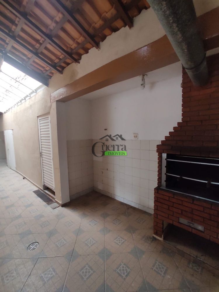 Casa Padrão para alugar na Rua Luiz Vaz de CamõesLavapés - 213643-7.jpeg